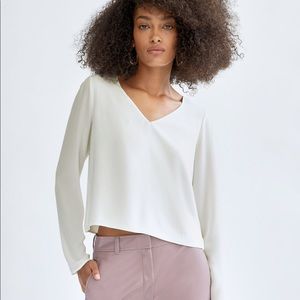 Aritzia Babaton long sleeves Murphy white size M
